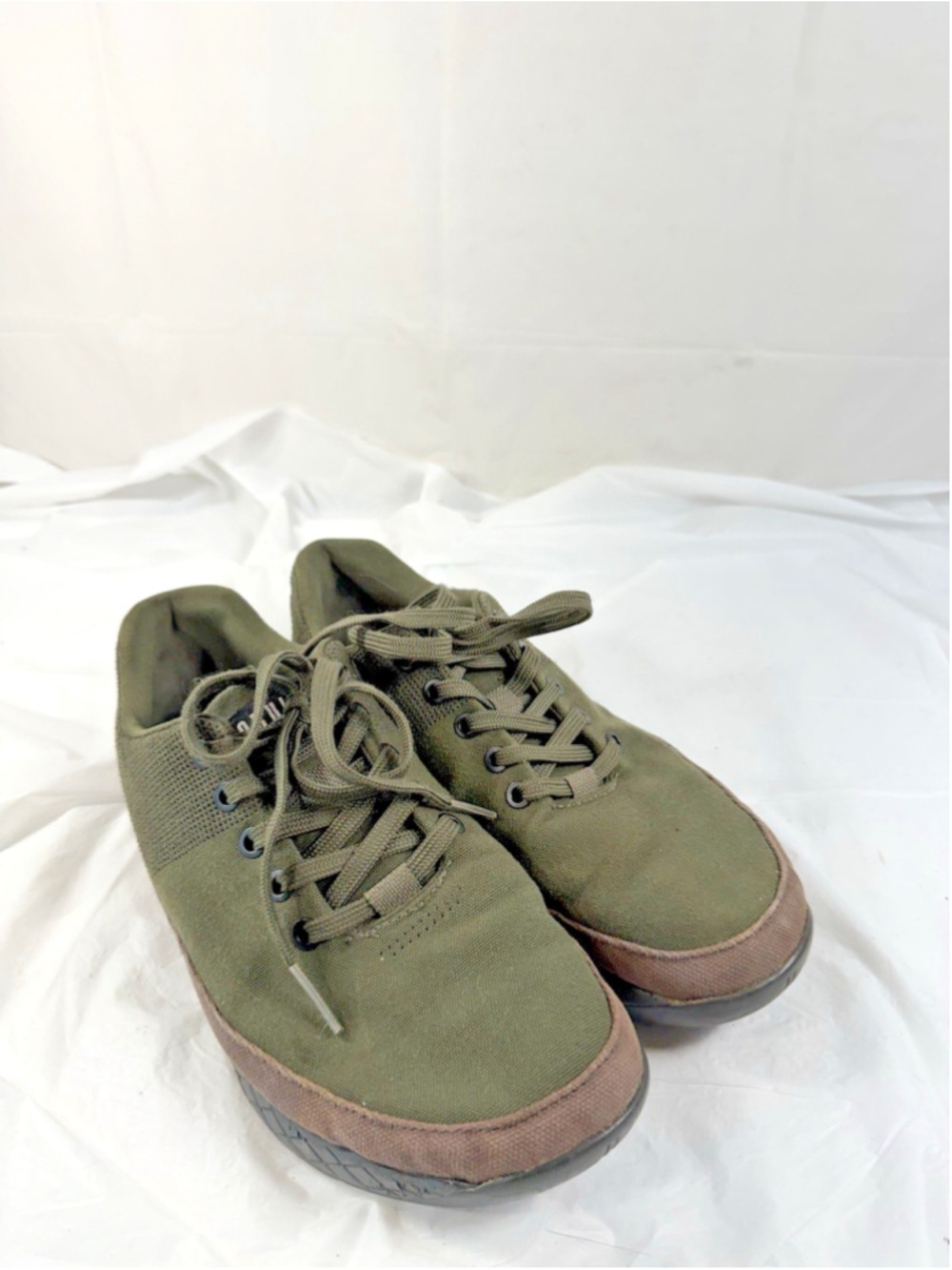 NOBULL Canvas Trainer Shoes Army Green Sneakers Weightlifting Women’s 9.5 Gym